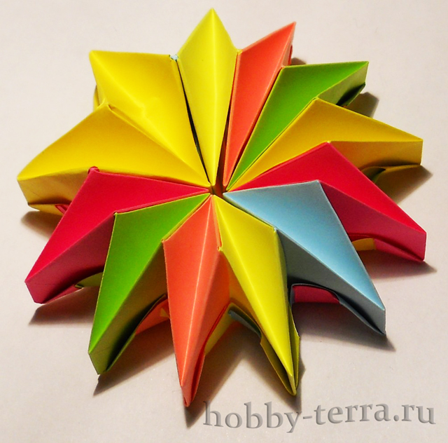 Оригами-фейерверк-из-бумаги