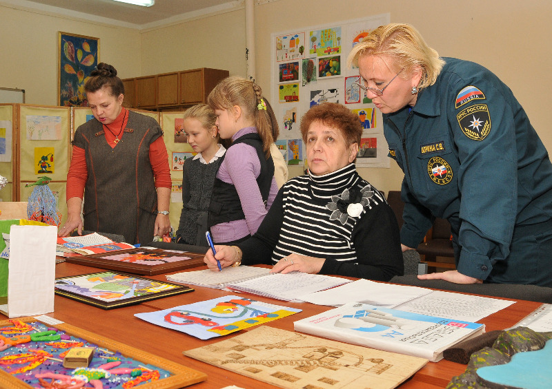 МЧС России среди детей, обучения их