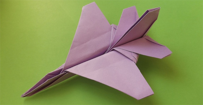 Простое оригами из бумаги