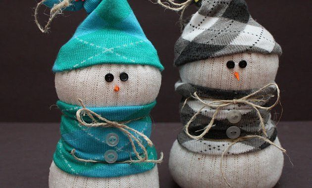 Как сделать снеговика из носков? Как 