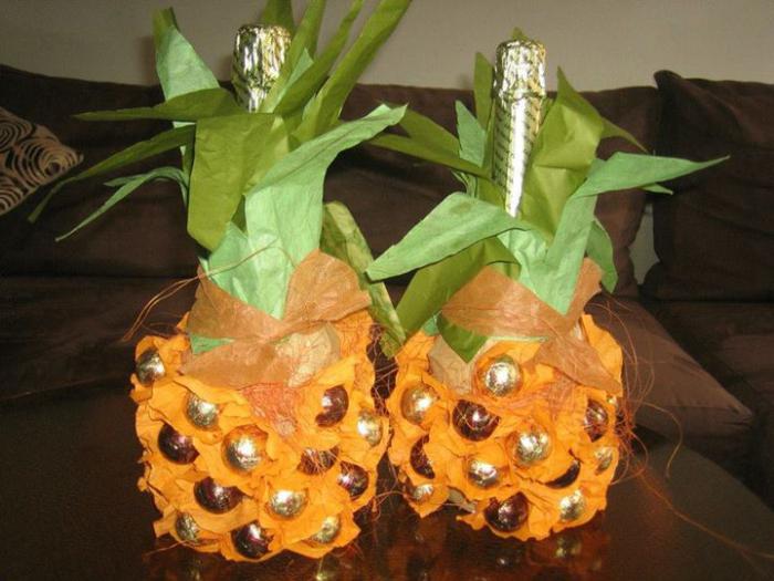 ананас из конфет пошаговое фото