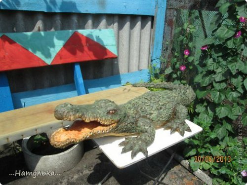 Садовый крокодил своими руками