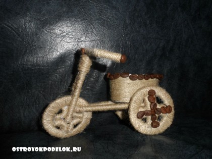 мастер класс: Велосипед из шпагата с бисерными веточками.