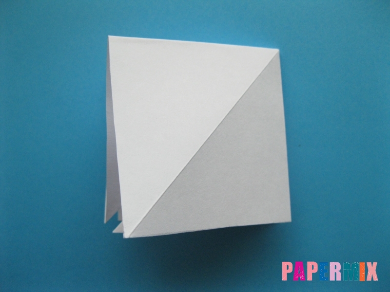 Как сделать акулу из бумаги (оригами) поэтапно - шаг 7