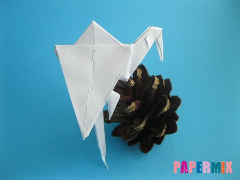 Как сделать цаплю из бумаги (оригами) поэтапно - шаг 17