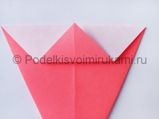 Как сделать лебедя из бумаги в технике оригами. Фото 6.