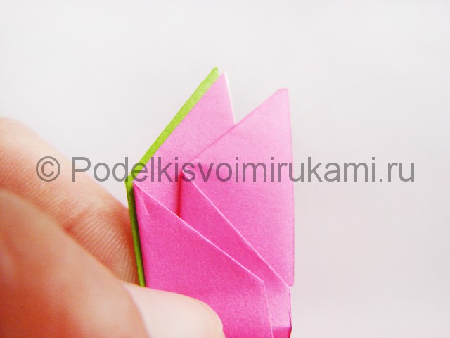 Поделка лотоса из бумаги своими руками. Фото 19.