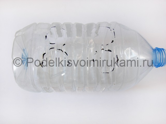 Слон из пластиковых бутылок своими руками. Фото 2.