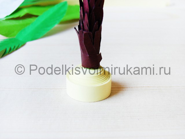 Изготовление пальмы из бумаги - фото 21.