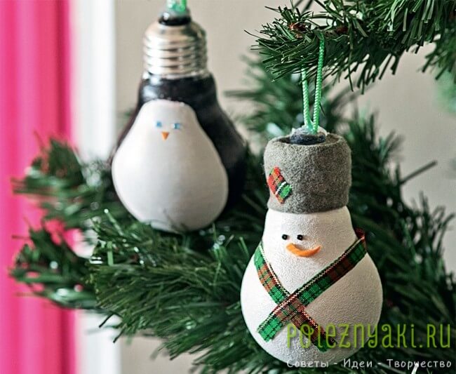 сделай сам рождественские идеи созданию украшений из лампочек 12