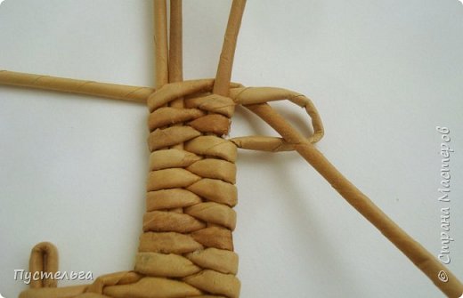 Олени для детских МК (всего 12 трубочек).
Идея взята у мастеров плетения из лозы. фото 11