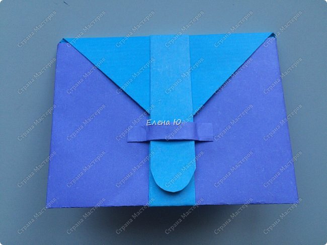 Предлагаю к знаменательному для всех событию сложить такой портфельчик в технике оригами: фото 19