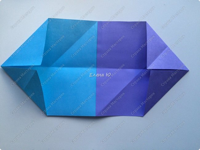 Предлагаю к знаменательному для всех событию сложить такой портфельчик в технике оригами: фото 5