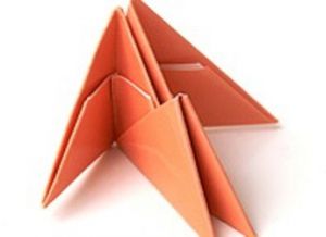 поделки из треугольных модулей фото 11