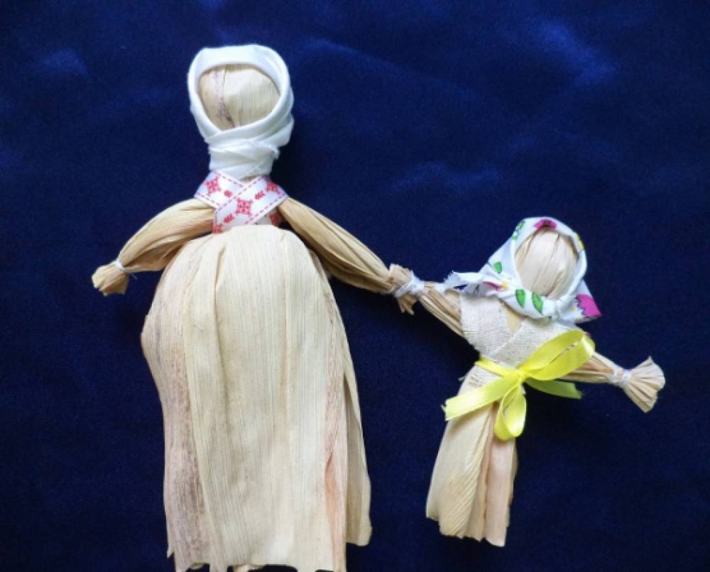 Мама с дочкой» — куклы из талаша Фото
