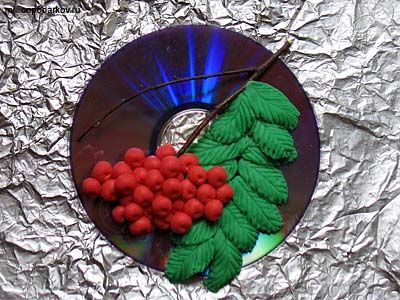 Фото поделки из солёного теста	 “Рябина”: Лепим ягоды